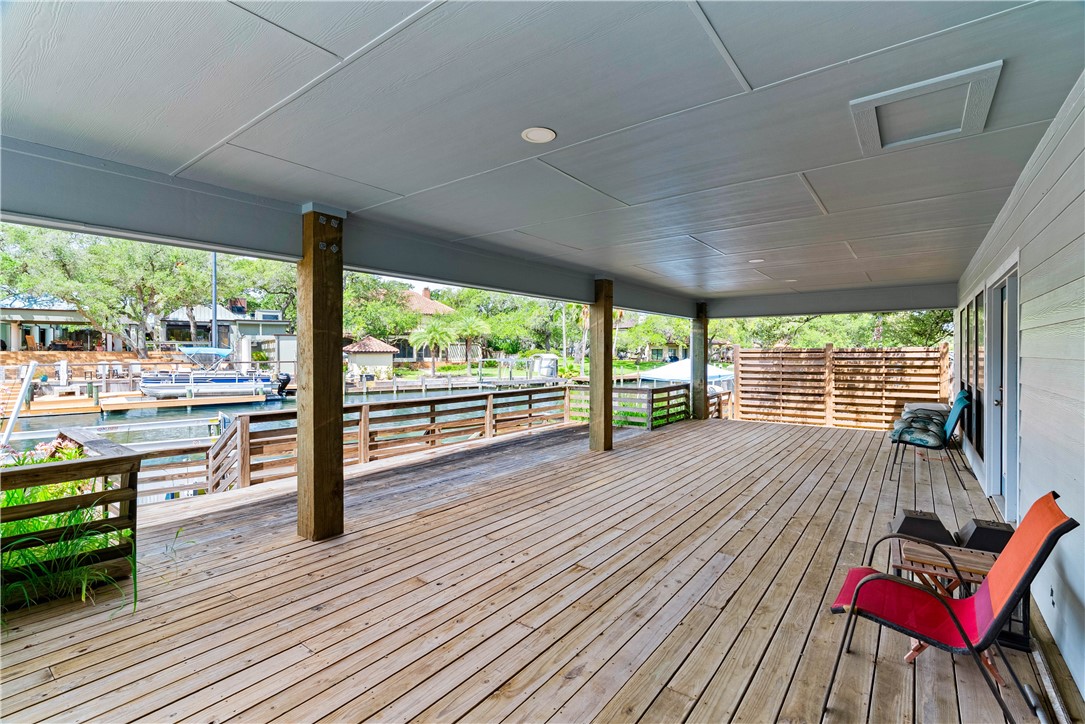 2321 Harbor Drive Rockport TX 78382