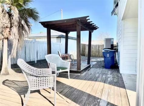 811 S Austin Street Rockport TX 78382