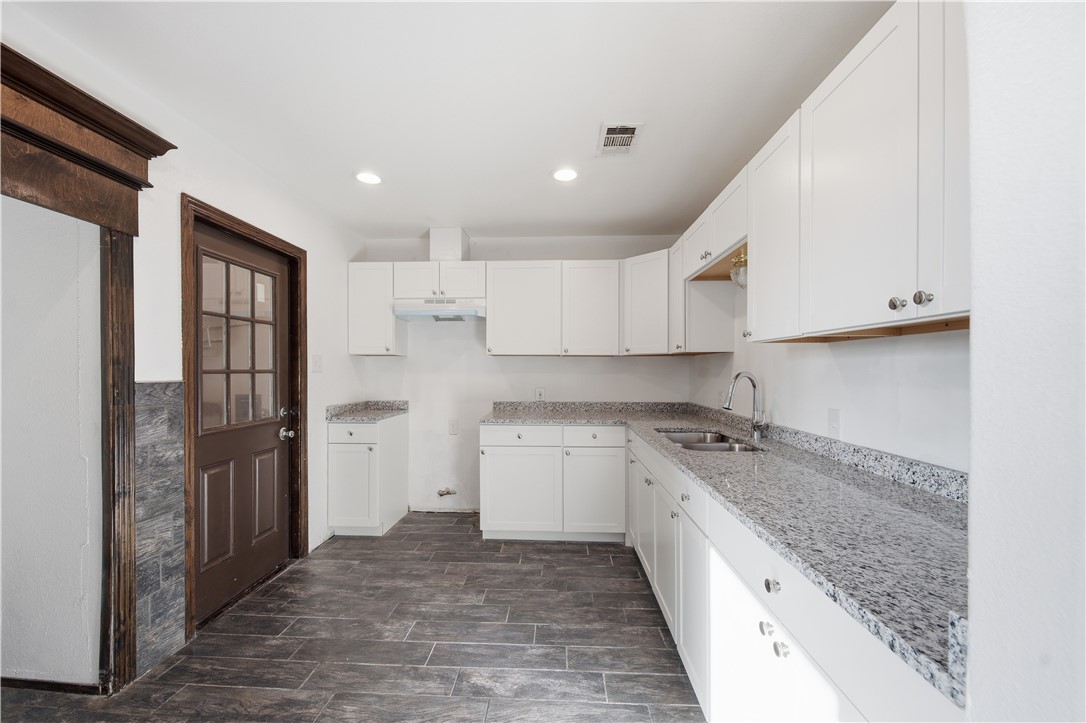4845 Johnston Drive Corpus Christi TX 78415