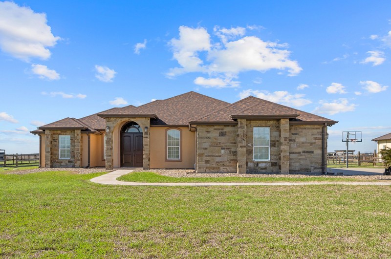 2381 Santa Maria Lane Corpus Christi TX 78415