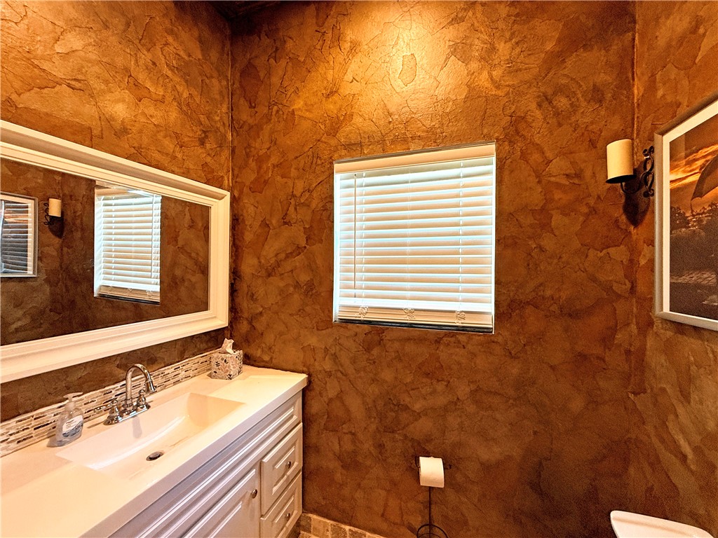 129 S Verne Street Rockport TX 78382