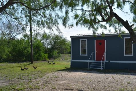 5729 County Road 308 Orange Grove TX 78372