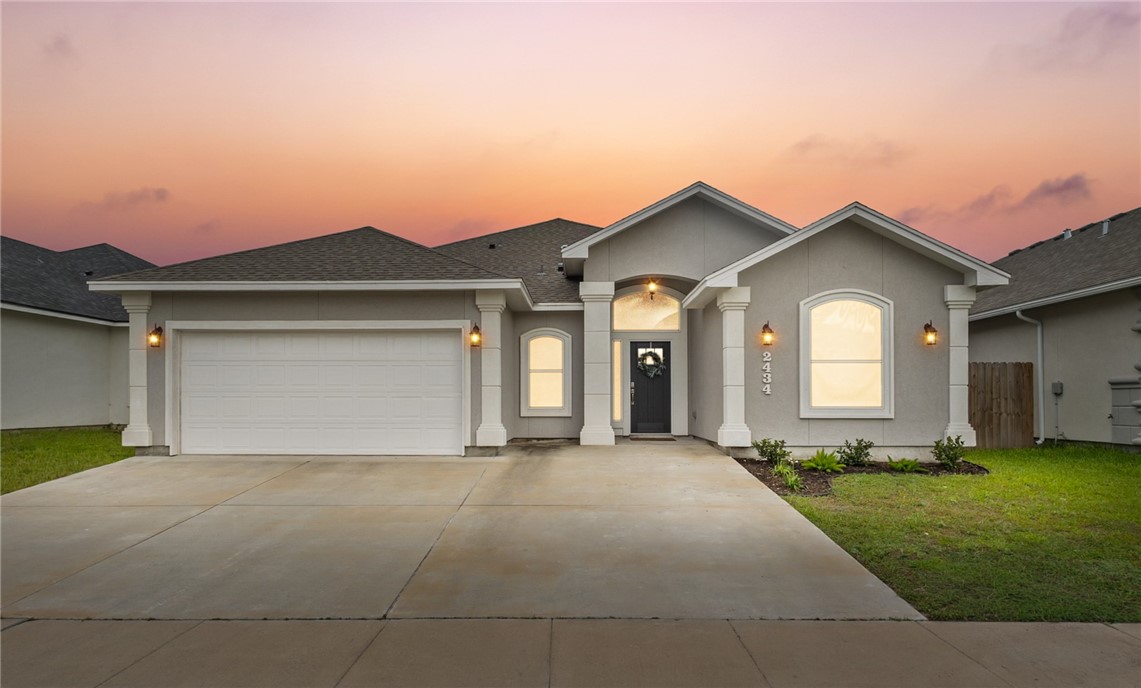 2434 Manuel Lane Corpus Christi TX 78414
