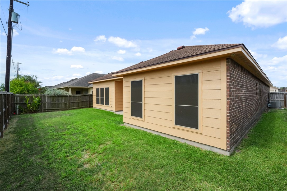 2754 Yeager Drive Corpus Christi TX 78410
