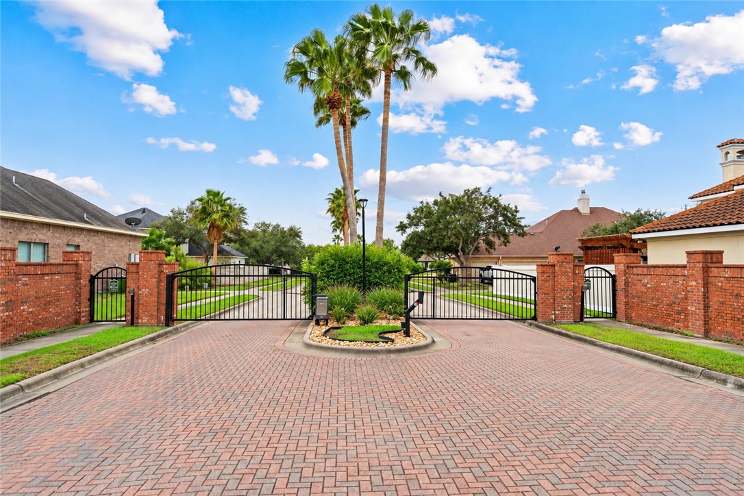 25 Great Lakes Drive Corpus Christi TX 78413