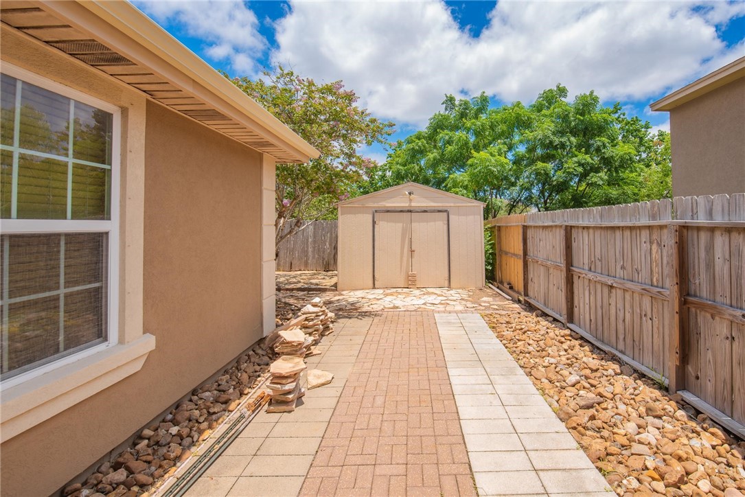 1802 Amos Court Corpus Christi TX 78418