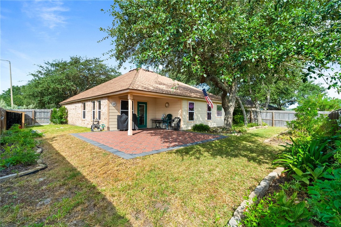 122 Georgian Oaks Rockport TX 78382