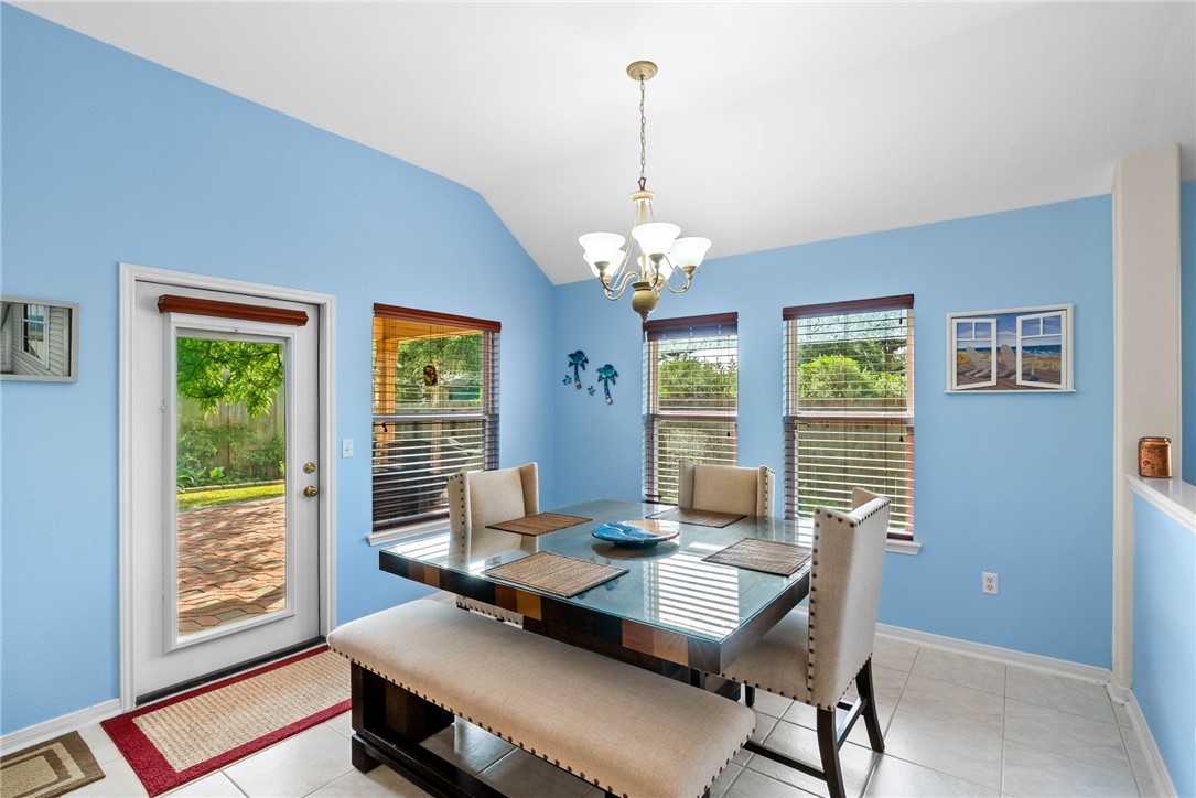 122 Georgian Oaks Rockport TX 78382