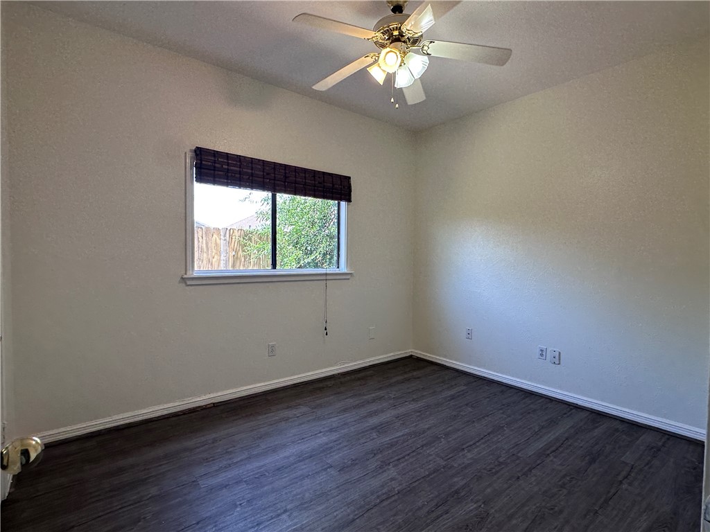 3906 Mckinzie Corpus Christi TX 78410