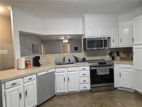 325 S Saunders St S Aransas Pass TX 78336