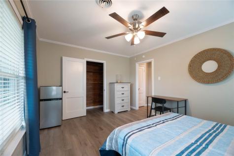 325 S Saunders St S Aransas Pass TX 78336
