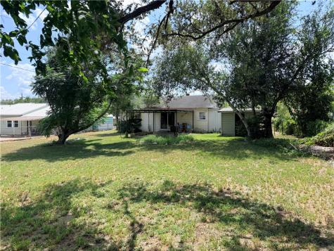 10420 Sixth Street Pettus TX 78146