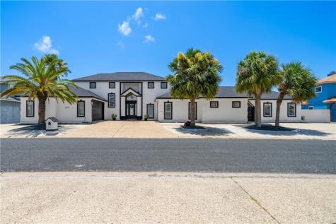 13741 Cayo Cantiles Street Corpus Christi TX 78418