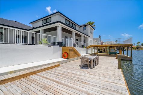 13741 Cayo Cantiles Street Corpus Christi TX 78418