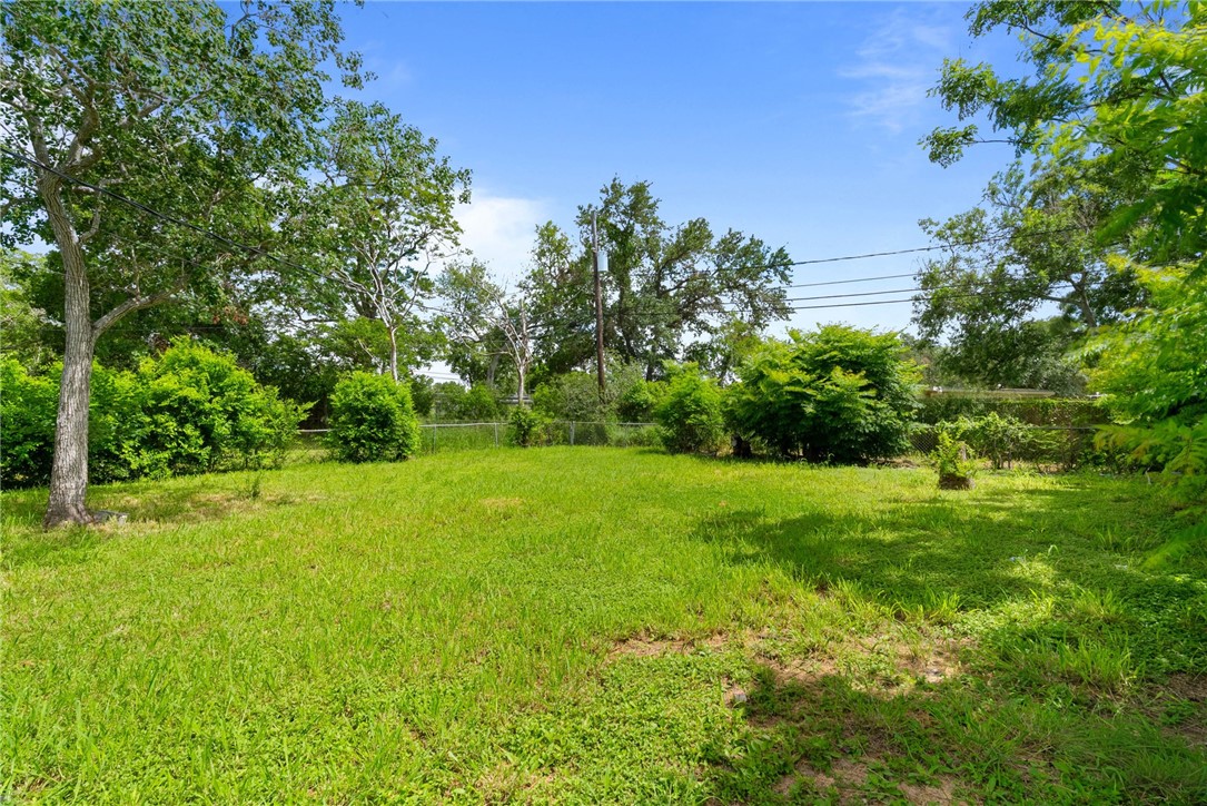 3929 Bradford Drive Corpus Christi TX 78415