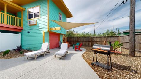1128 S 11th Street Port Aransas TX 78373