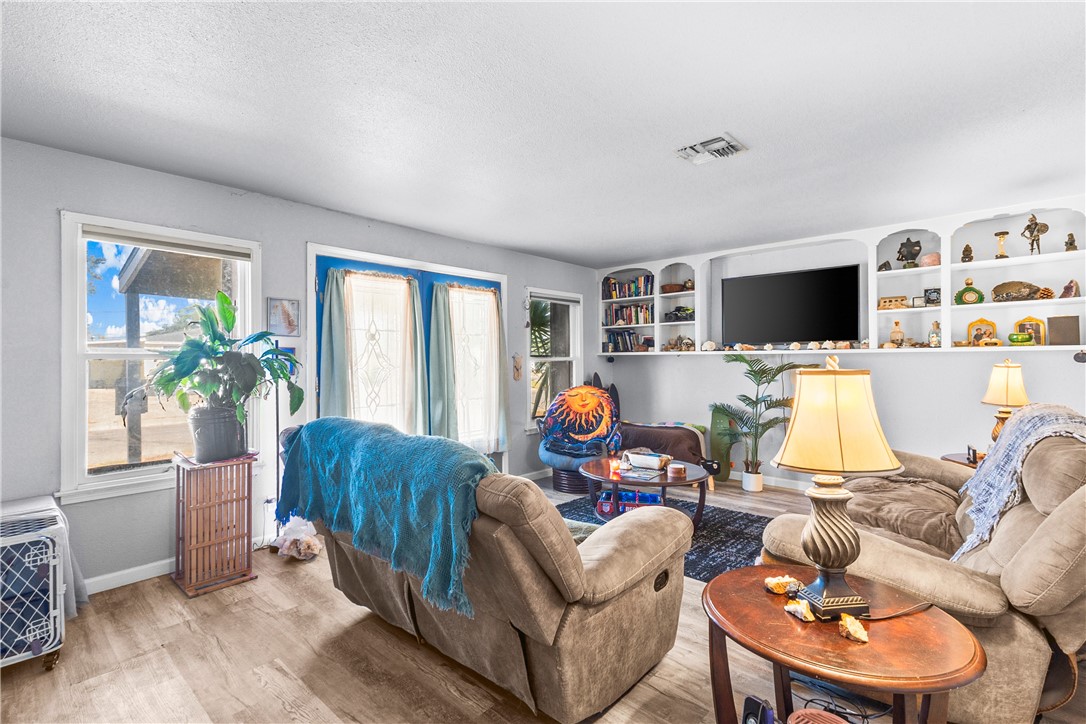 1461 Maryland Drive Corpus Christi TX 78415