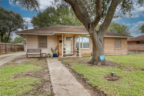 4018 Lamont Street Corpus Christi TX 78411