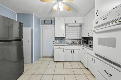 4018 Lamont Street Corpus Christi TX 78411