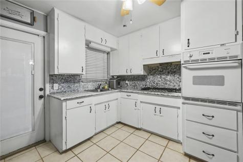 4018 Lamont Street Corpus Christi TX 78411