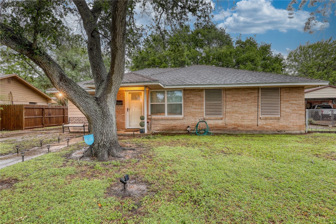 4018 Lamont Street Corpus Christi TX 78411