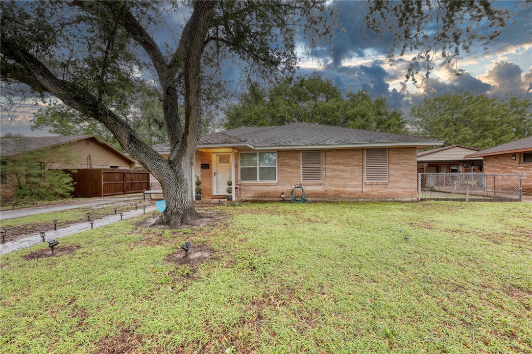 4018 Lamont Street Corpus Christi TX 78411