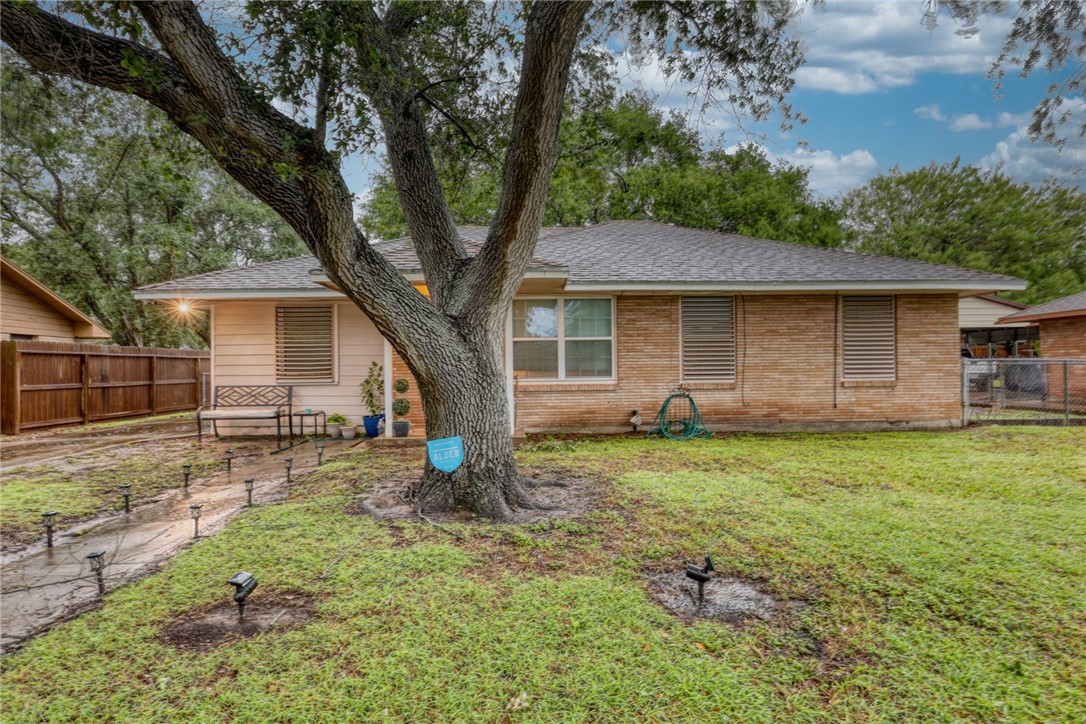 4018 Lamont Street Corpus Christi TX 78411