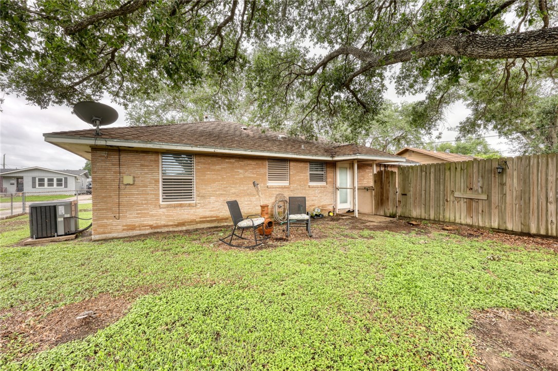 4018 Lamont Street Corpus Christi TX 78411