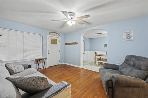 4018 Lamont Street Corpus Christi TX 78411