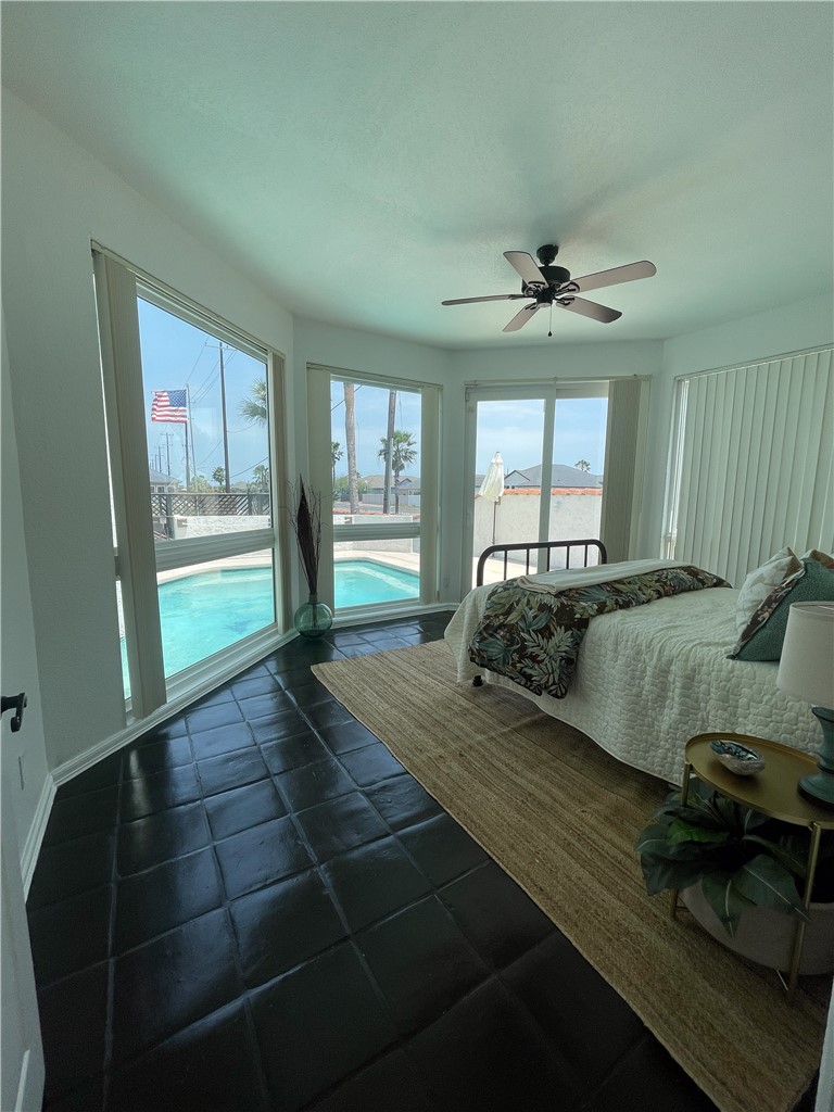 15234 Isla Pinta Court Corpus Christi TX 78418