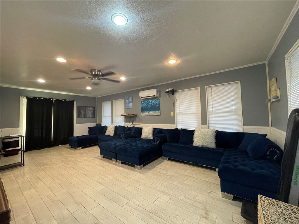701 Ester Drive Corpus Christi TX 78418
