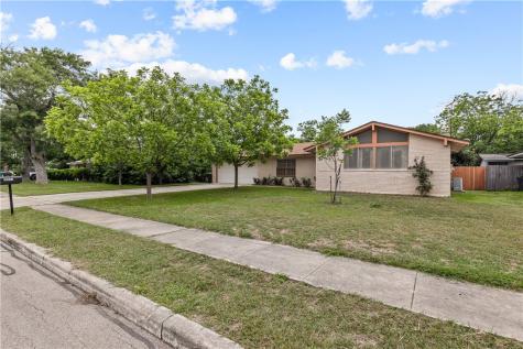 5211 Round Table Drive San Antonio TX 78218