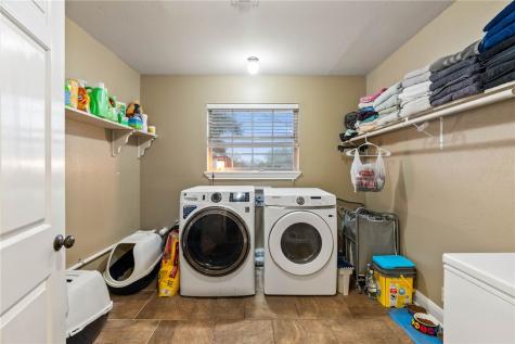 3742 W Barber Robstown TX 78380