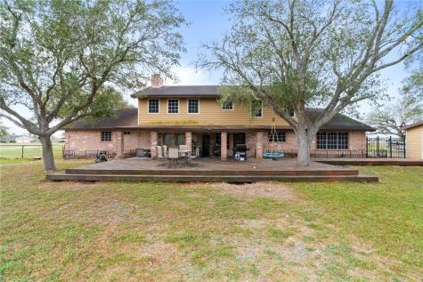3742 W Barber Robstown TX 78380