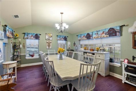 3742 W Barber Robstown TX 78380