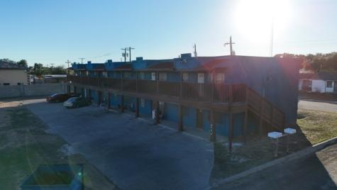 111 W Harald Street Hebbronville TX 78361