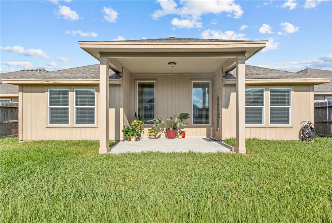 7846 Fort Griffen Drive Corpus Christi TX 78414