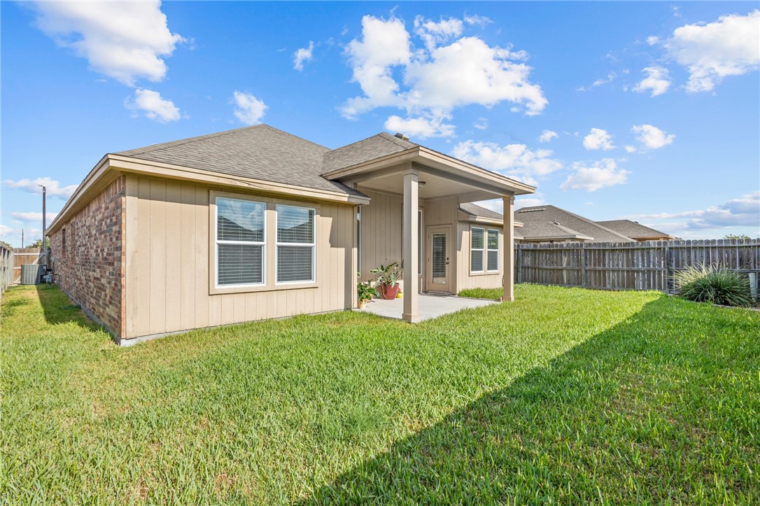 7846 Fort Griffen Drive Corpus Christi TX 78414