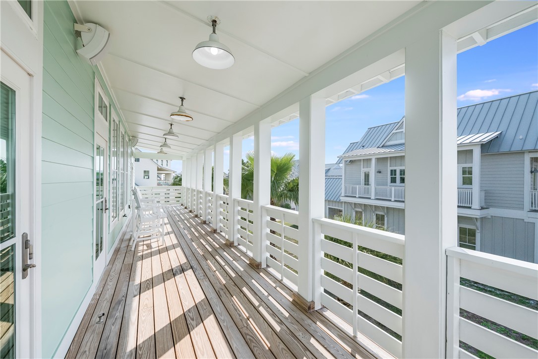 125 Fish Hook Lane Port Aransas TX 78373