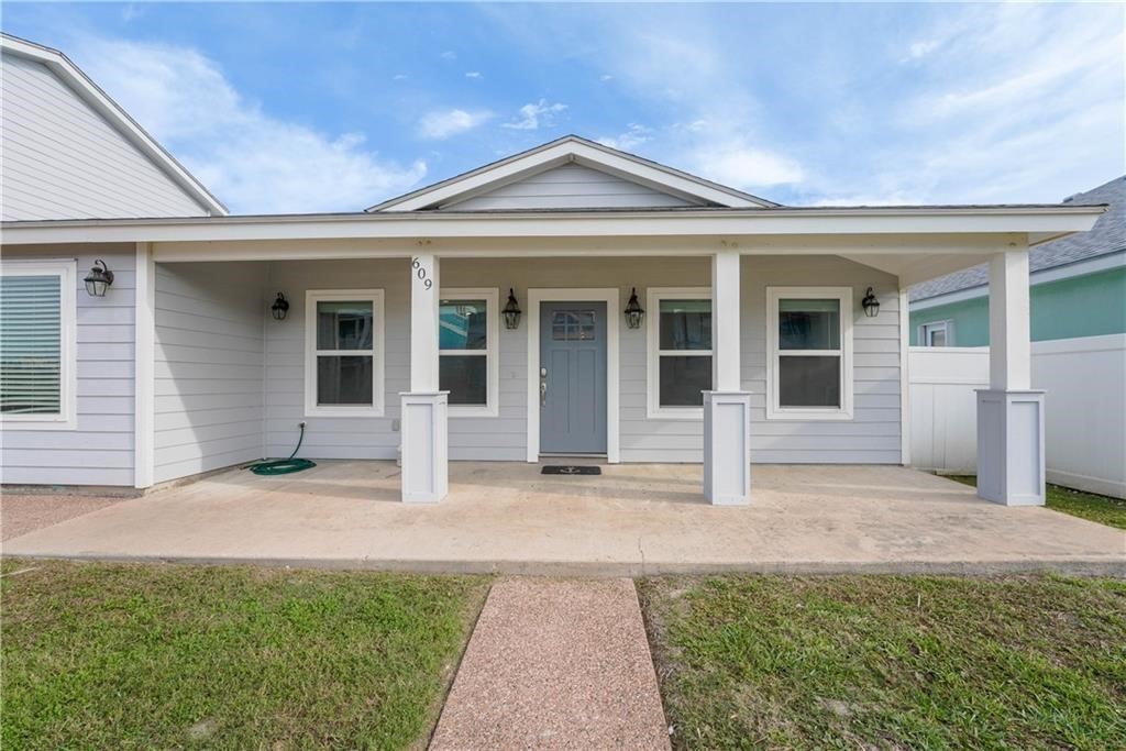 609 Sandy Lane Port Aransas TX 78373