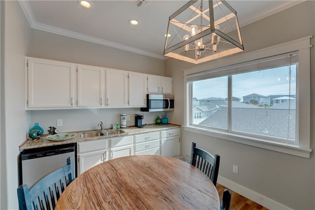 609 Sandy Lane Port Aransas TX 78373