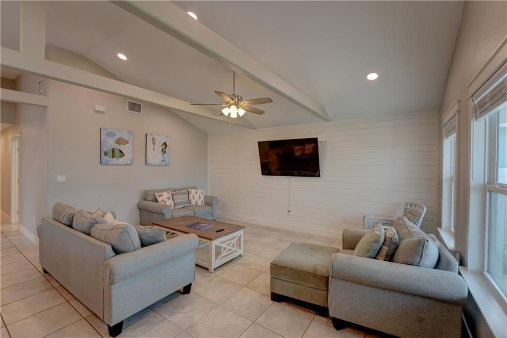 609 Sandy Lane Port Aransas TX 78373
