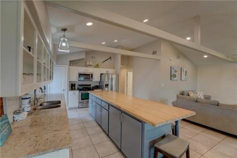 609 Sandy Lane Port Aransas TX 78373