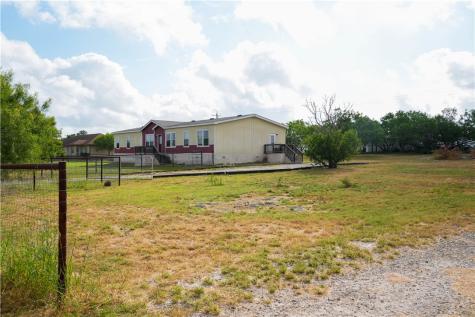132 Quail Run Calliham TX 78007
