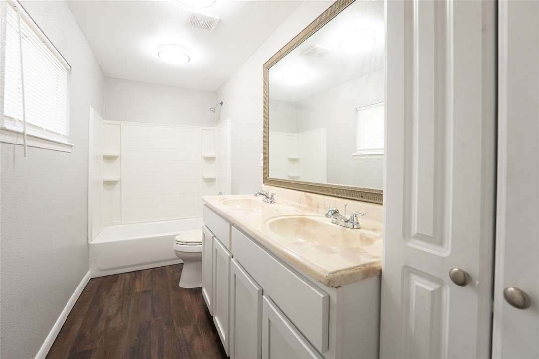 1424 Annapolis Drive Corpus Christi TX 78415