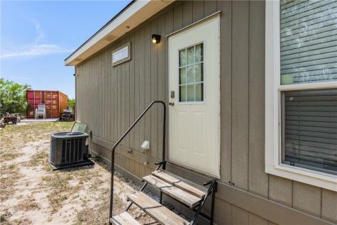 709 S Vista Drive Sandia TX 78383