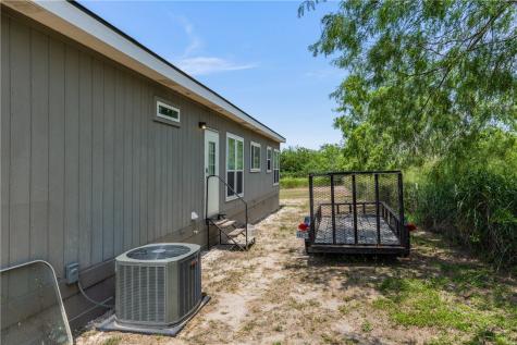 709 S Vista Drive Sandia TX 78383