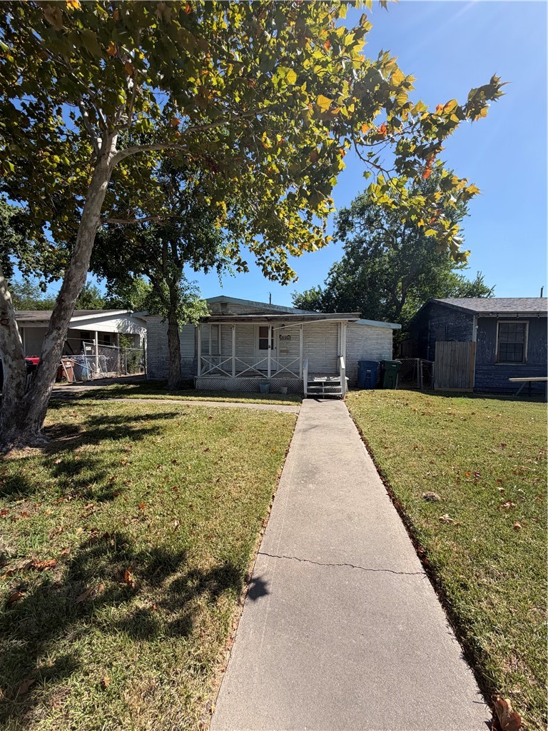 5725 Kimbrough Drive Corpus Christi TX 78412