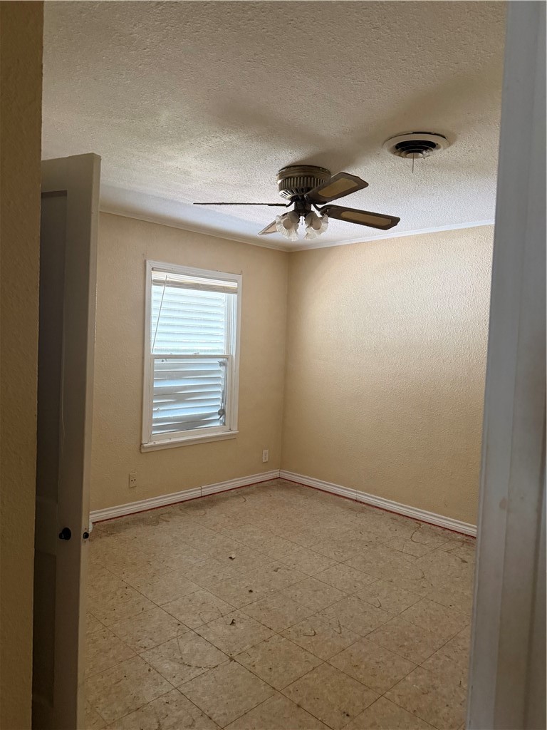 5725 Kimbrough Drive Corpus Christi TX 78412