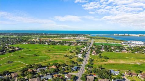 1301 Easthaven Drive Corpus Christi TX 78412